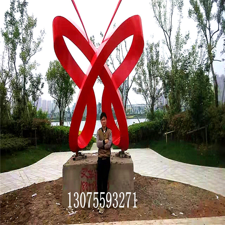 徐州雕塑公司:玻璃鋼園林景觀雕塑藝術(shù)品有危害嗎?